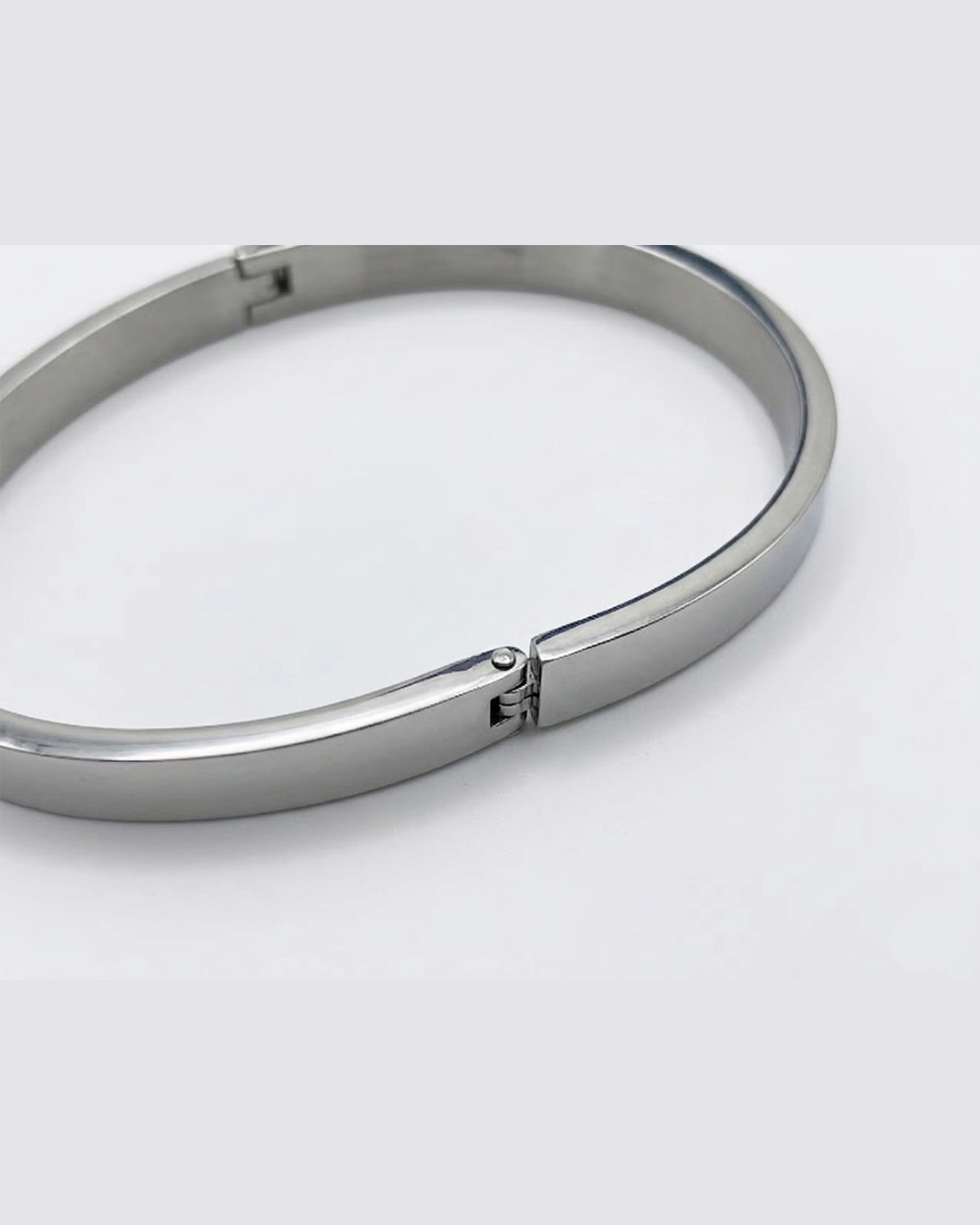 Plain Silver Bracelet